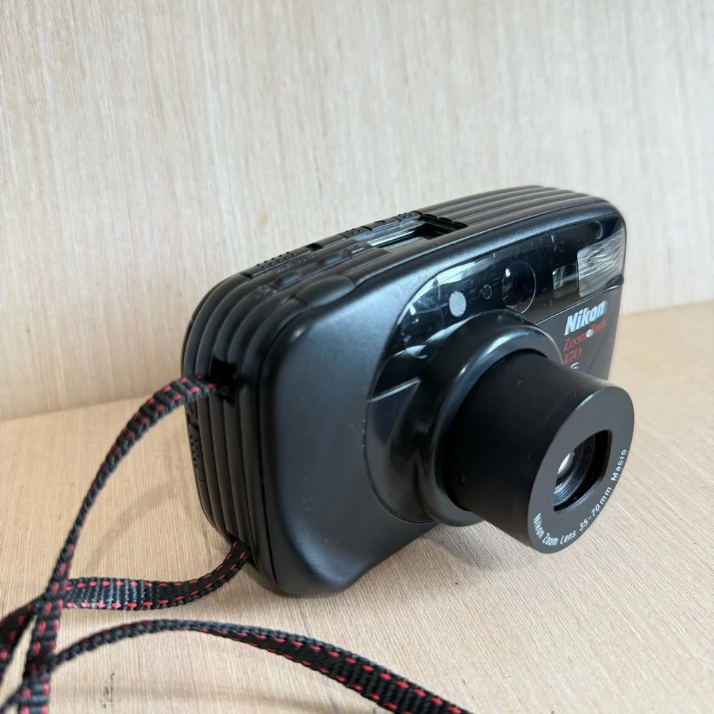 Nikon zoom touch